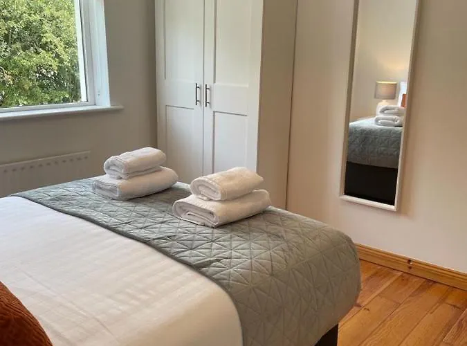 The Mid Kerry Escape * Milltown (Kerry)